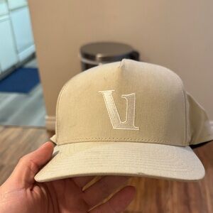 Vuori Tan Cap with Olive Strap